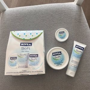 NEW NIVEA SOFT GIFT COLLECTION SET